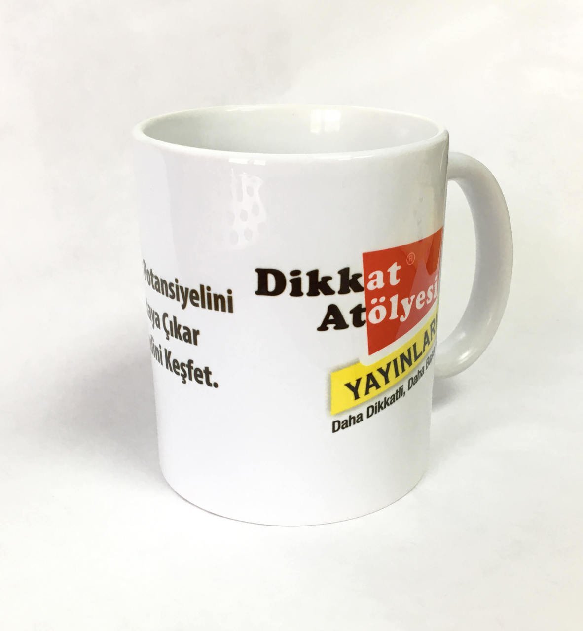 Dikkat Atölyesi Logolu Kupa